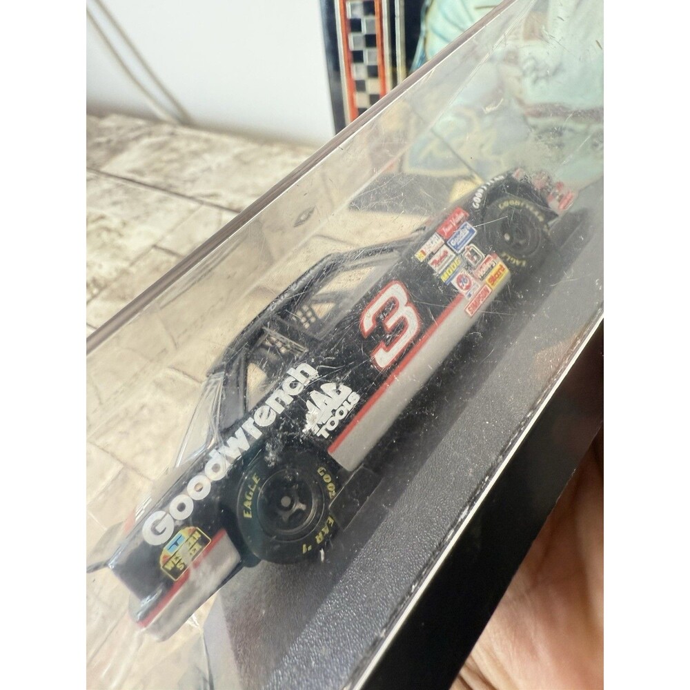 1990 Racing Champions 1/64 #3 Goodwrench - Dale Earnhardt - Picture 6 of 10